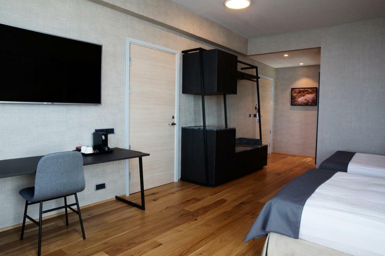 Hotel Reykjavik Grand Екстериор снимка